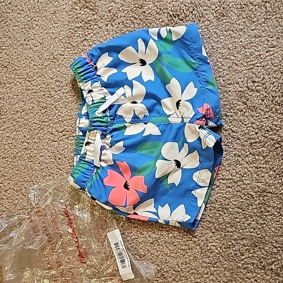 Hanna Andersson, baby boy, woven swim trunk 12-18M new hibiscus petals - Picture 1 of 5